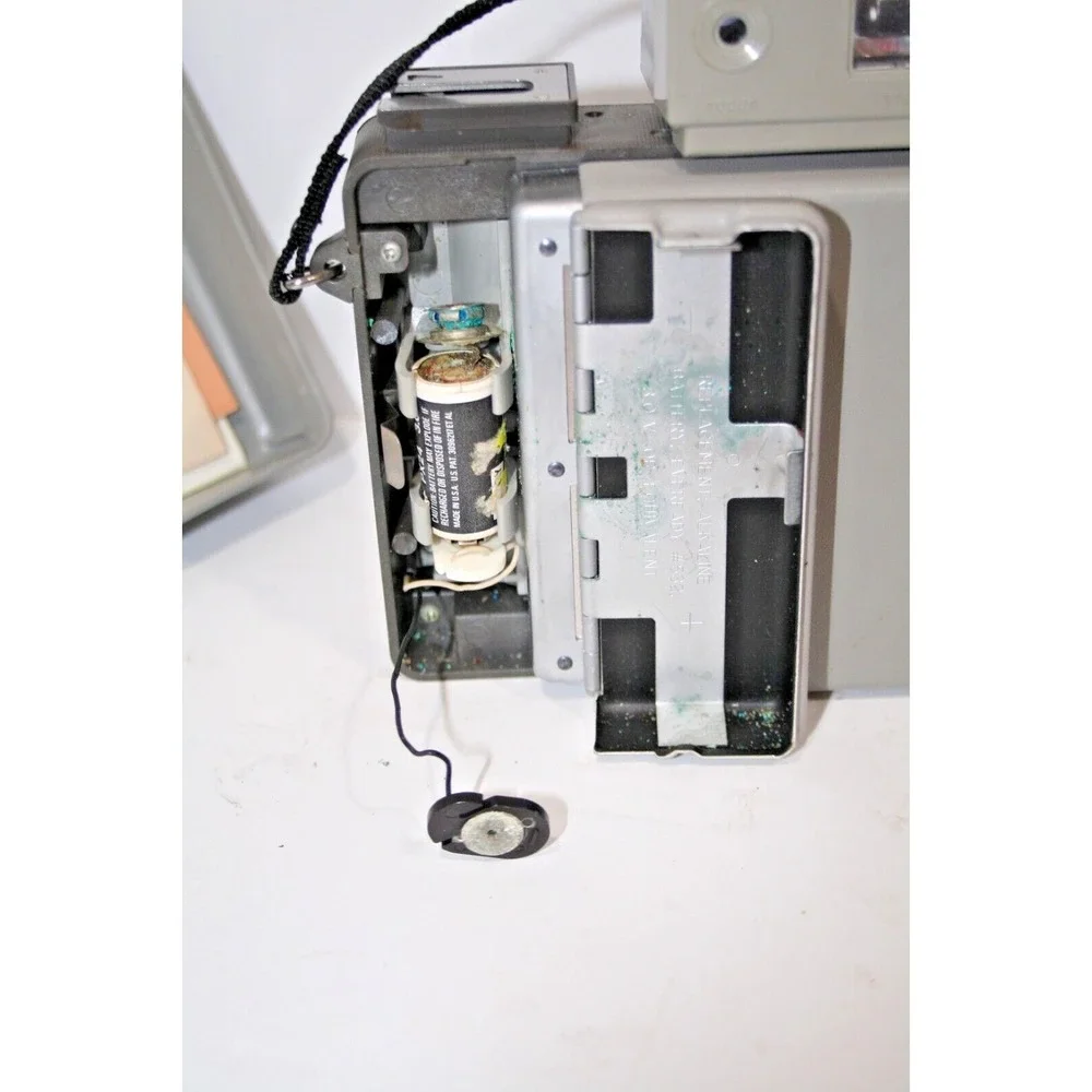 Polaroid Land Camera Vintage 420 With Case And Flash Film Manual